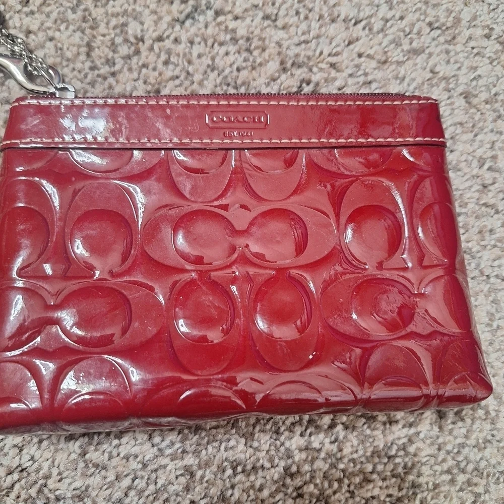 Coach wristlet Shiny Red